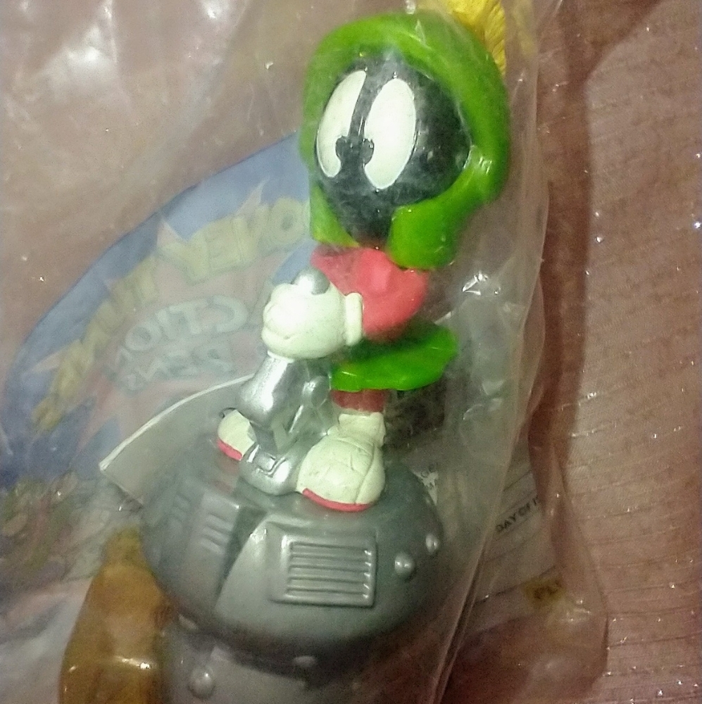 10🍟14$ Looney tunes action pen ❤️